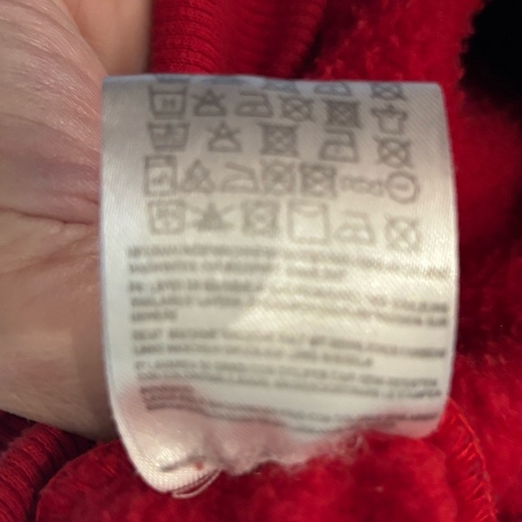 CARHARTT Sx XL Red Hoodie Sweater Front Pocket Hooded Logo On Sleeve - Picture 12 of 12